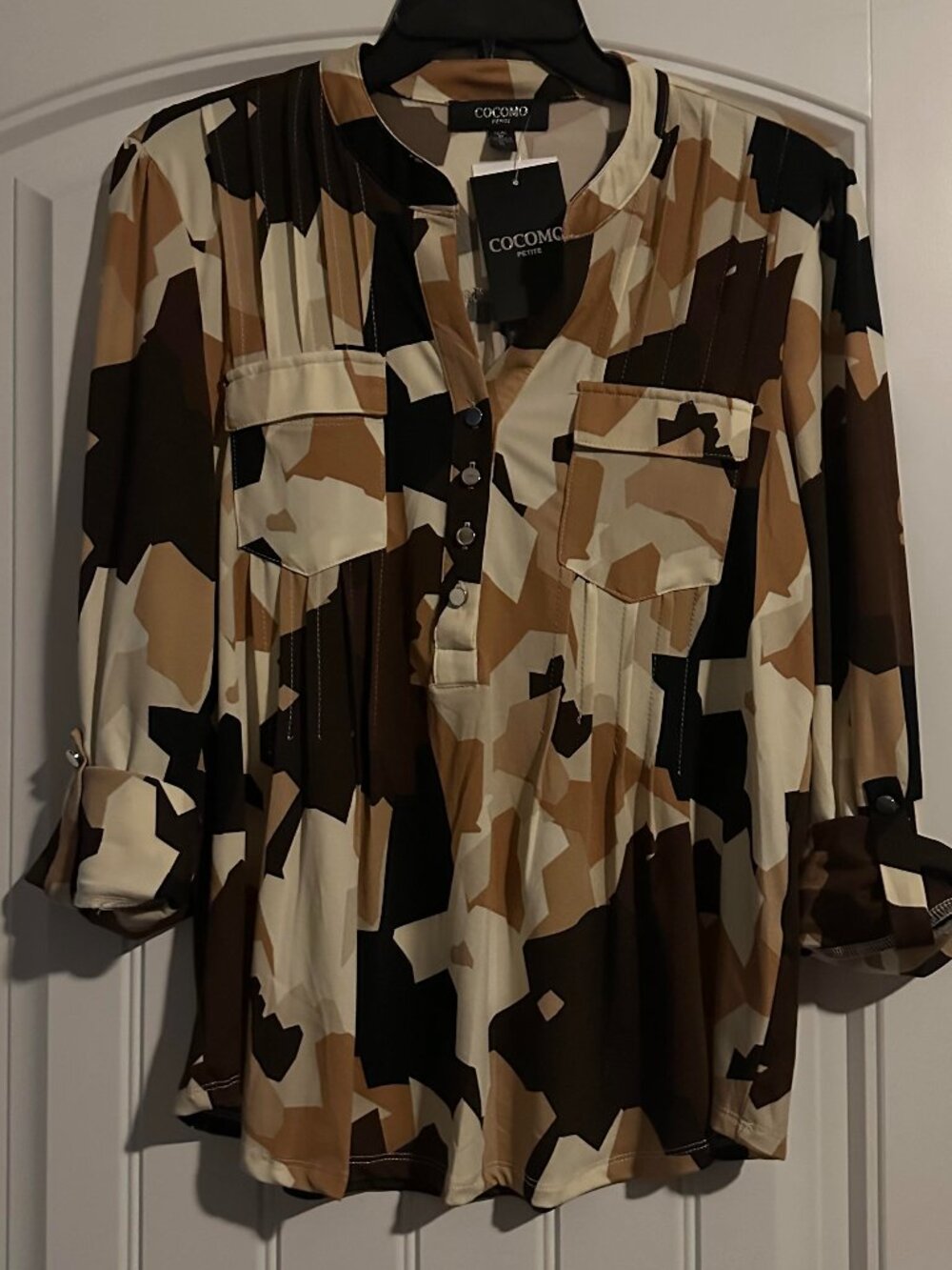 NWT Cocomo Petite Pleated Brown Tone Abstract Top-PL